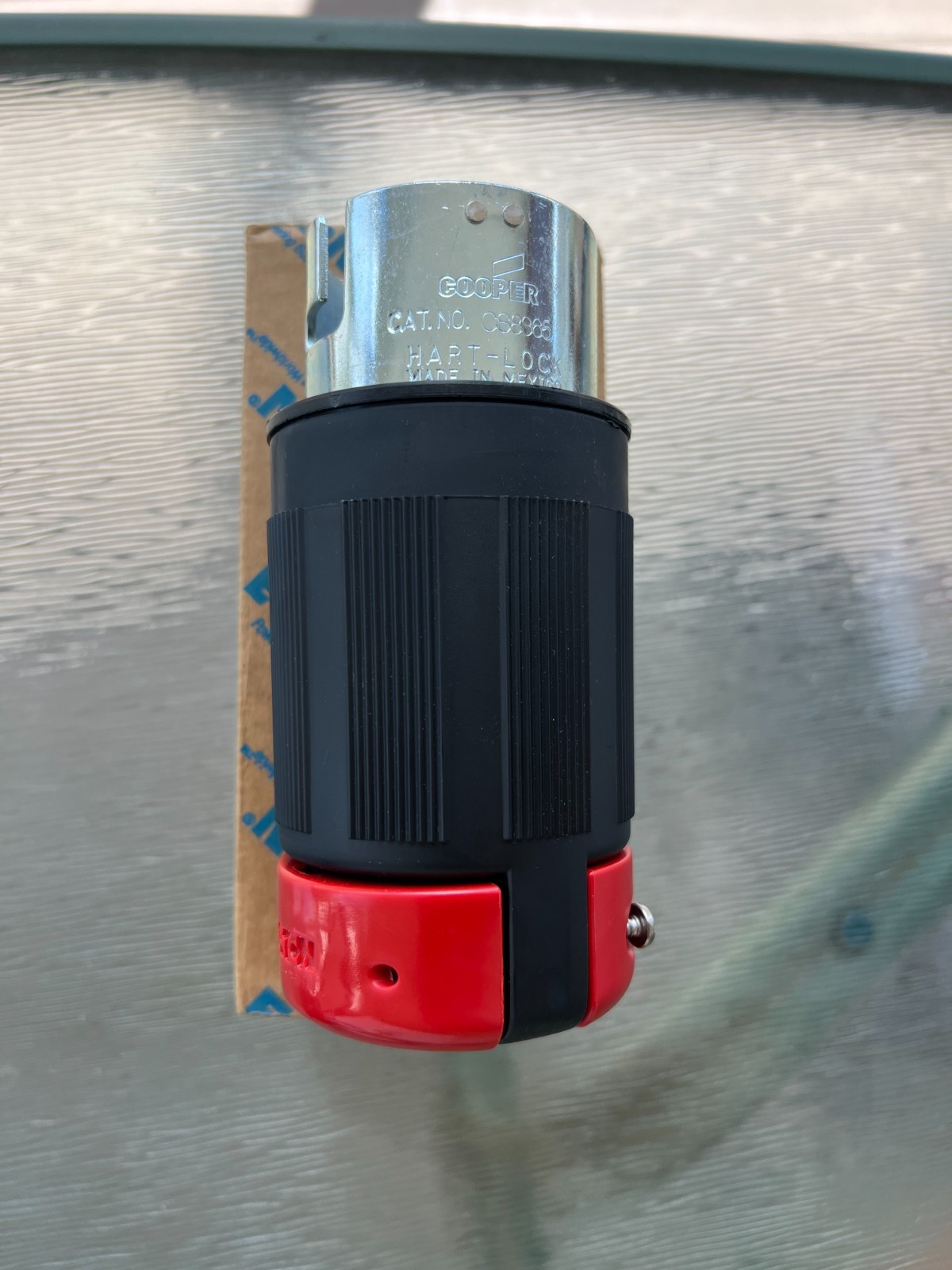 CS8365EX Eaton Arrow Hart, Locking Plug