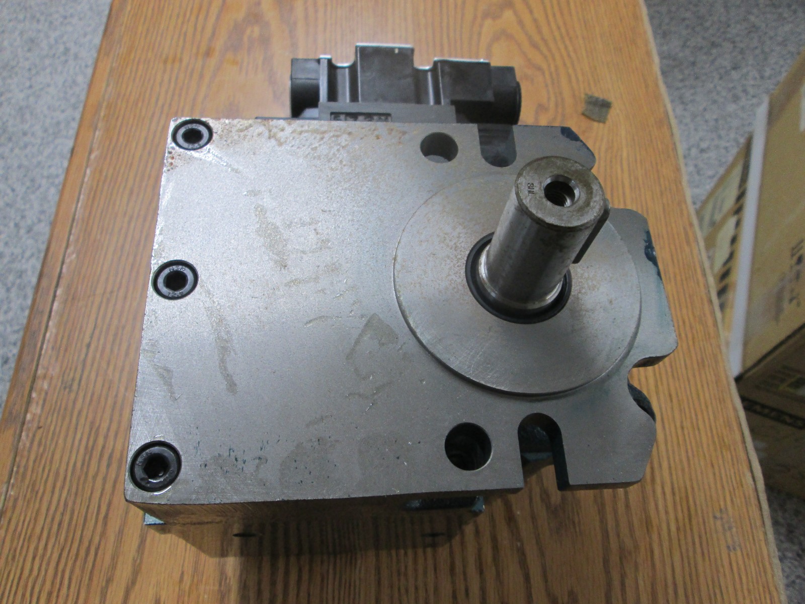 NIPPON GEROTOR 0511-11 INDEX MOTOR WITH DAIKIN VALVES **NEW**