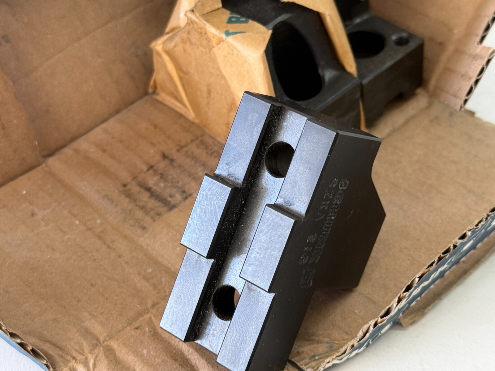 SCHUNK Hard CLAW Jaw ( Set of 3 ) Tongue and groove SZKA 213