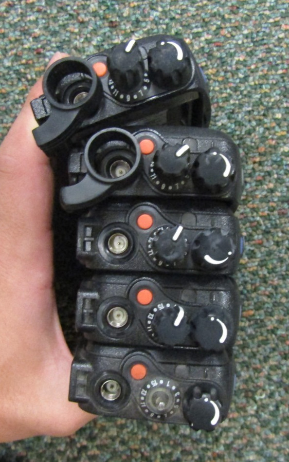 Lot of FIFTY Motorola XPR6580 AAH55UCH9LB1AN 800/900MHz Two Way Radios w Charger