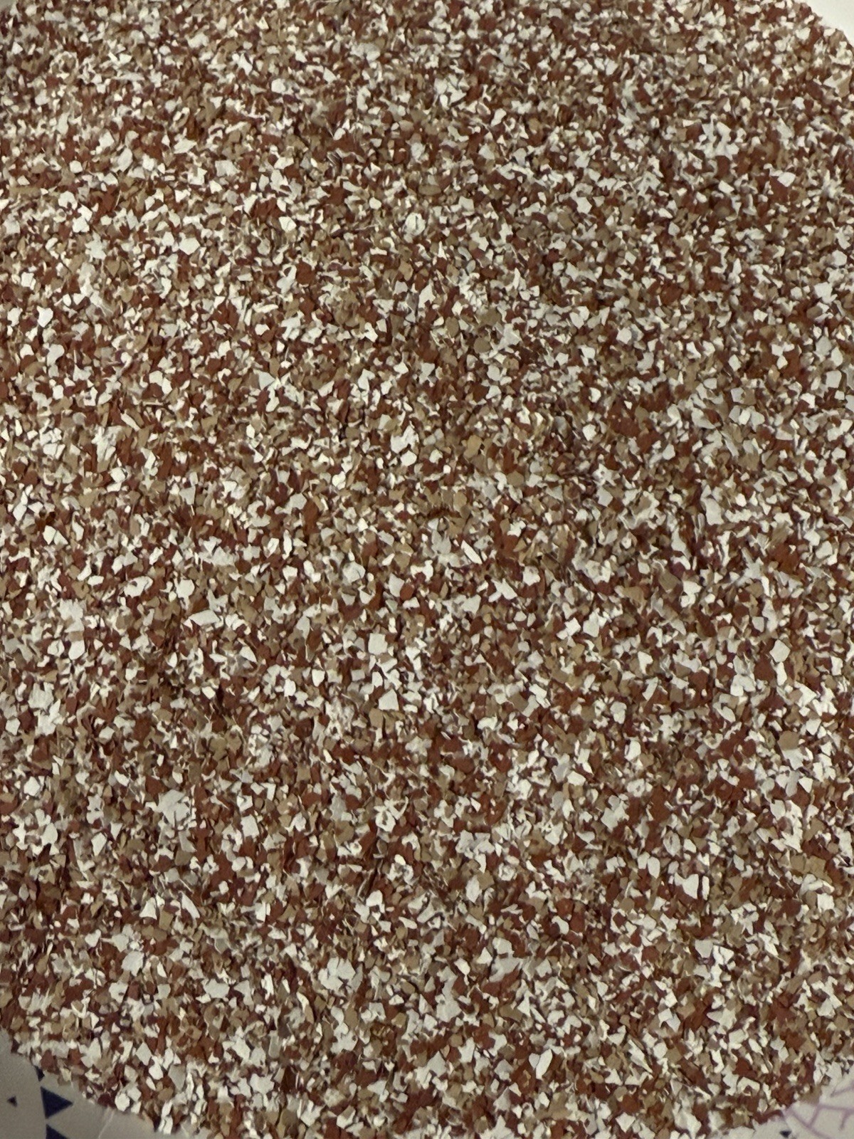 5 lb 1/16″ Decorative Vinyl Chip Flakes for Epoxy & Polyaspartic Floor Coatings