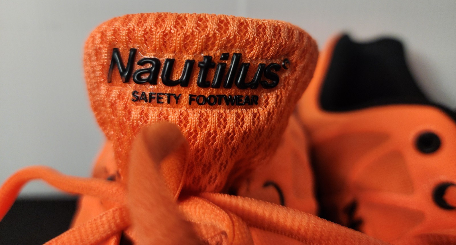 Nautilus Safety Footwear Style N2116 Orange Composite Toe Nylon Mesh Size 9M