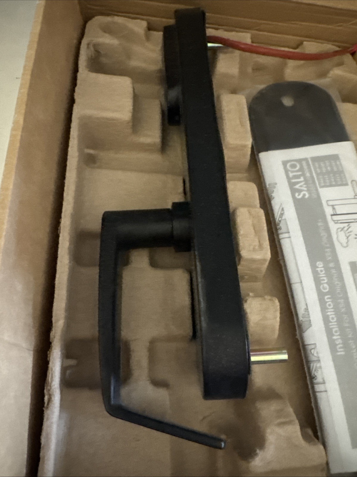 Salto AM650N00NEBH8E5 Missing Parts