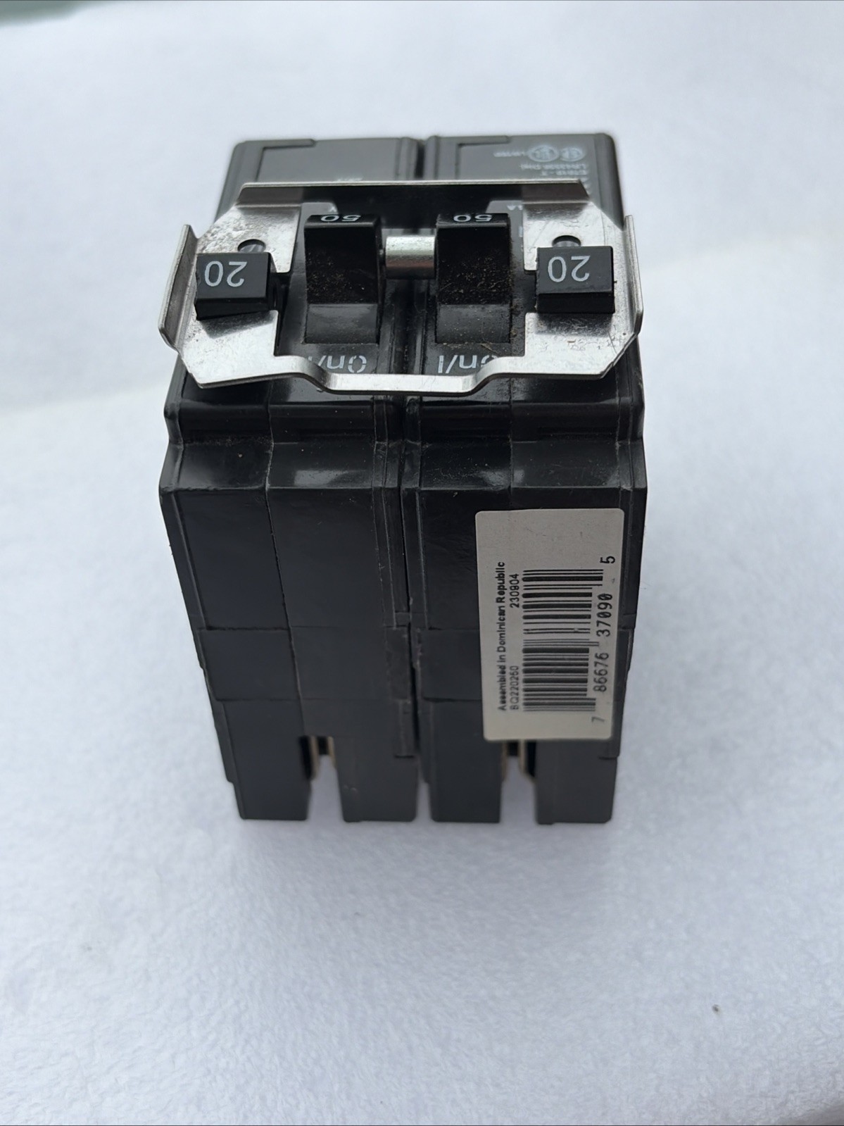 Eaton (Bryant) BQ220-250 BD220250 4-Pole (2P 50A & 2P 20A) BARD Quad Breaker