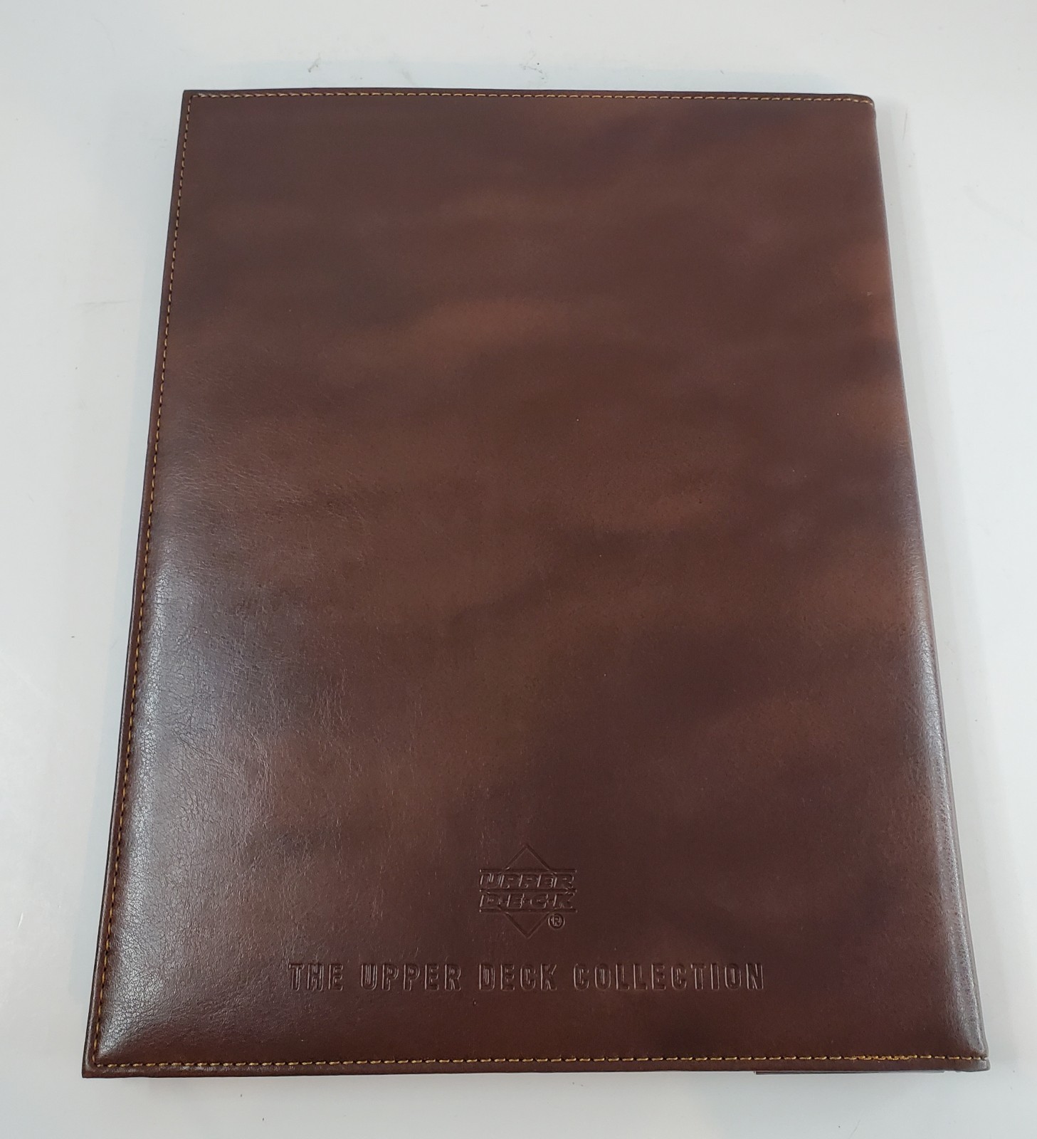 Tiger Woods Executive Collection – Upper Deck (2004) Synthetic Leather Portfolio
