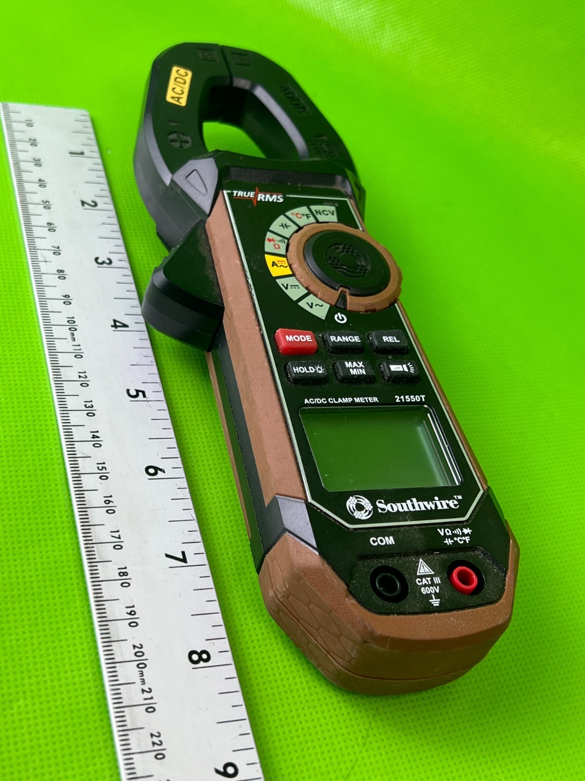 True RMS Southwire 21550T Clamp Multi Meter
