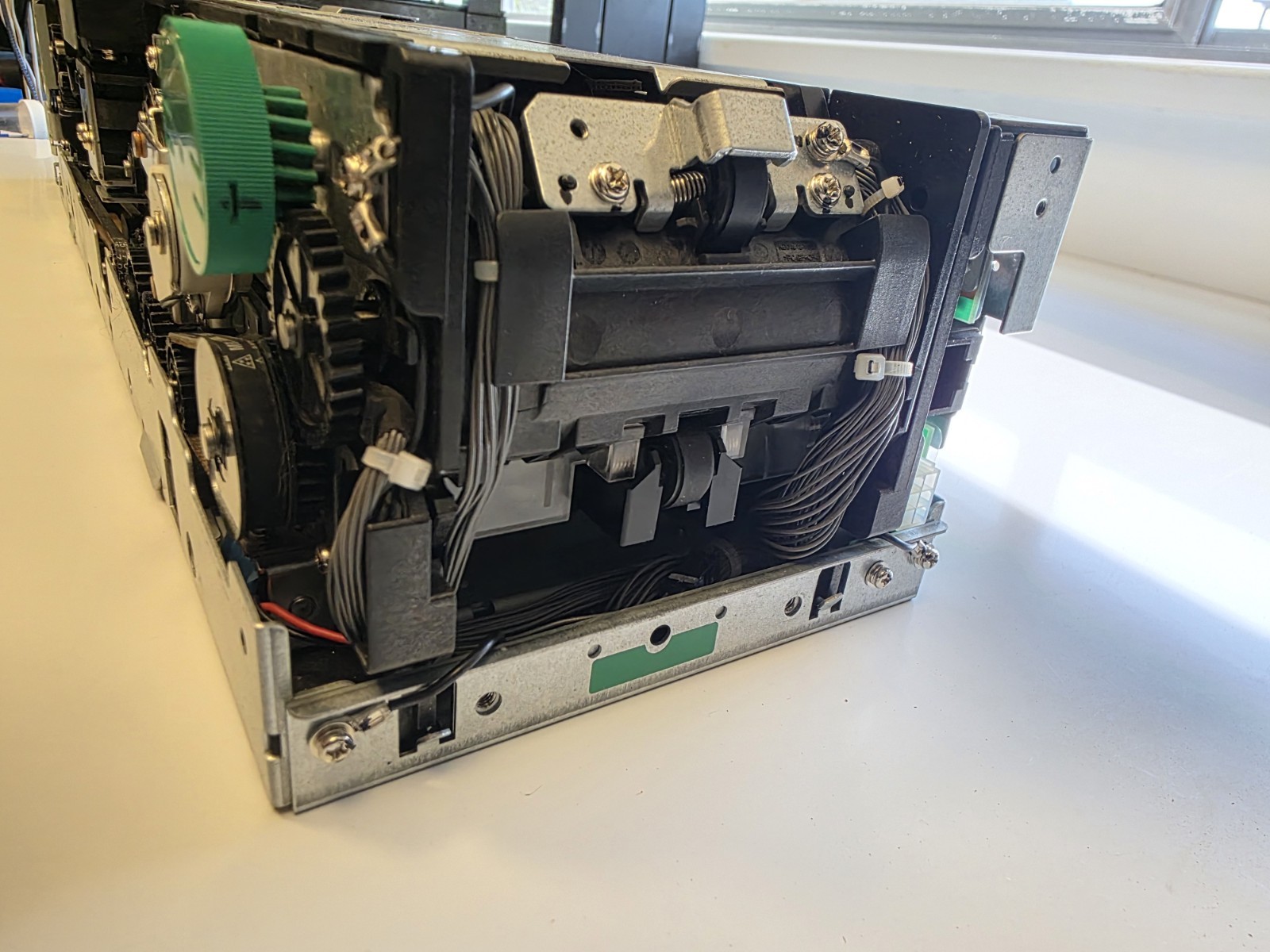 Fujitsu KD04011-C001 Top Module NCR 4970524694 ATM Part – FOR PARTS / UNTESTED