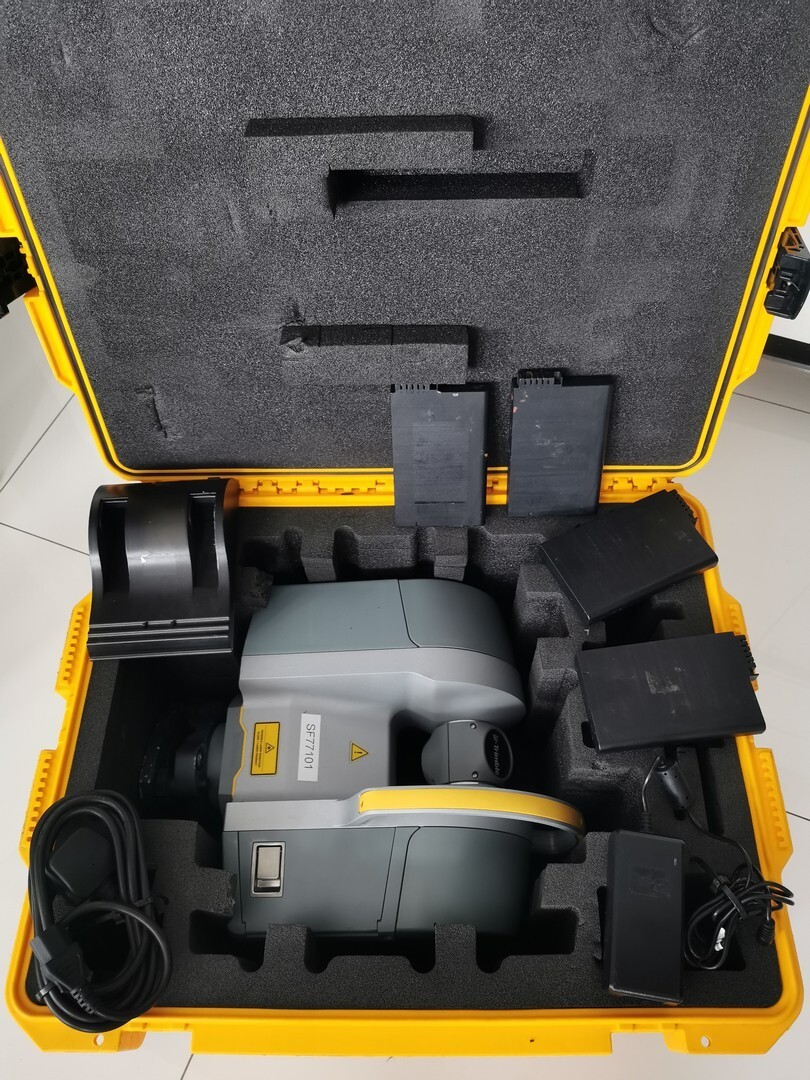 Trimble TX6 3D Laser Scanner, HDR, Wi-Fi with accessories! MINT!