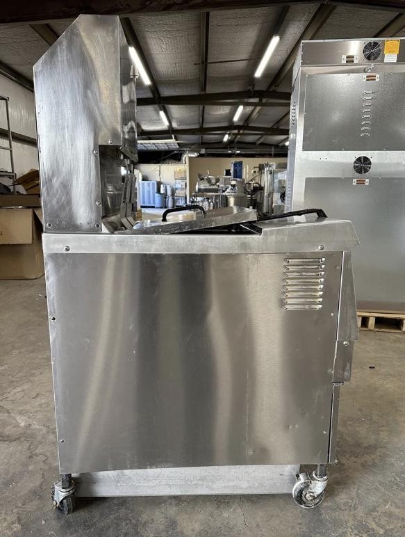 Henny Penny PFE-590 Electric Pressure Fryer Computron 8000