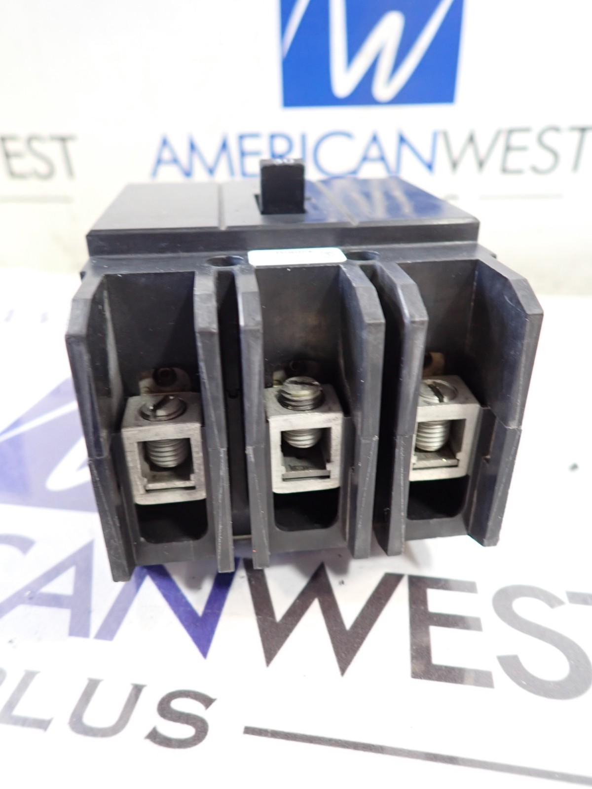Westinghouse GHB3030 30 Amp 14kA 480Y/277 VAC 3 Pole Type GHB Breaker – TESTED