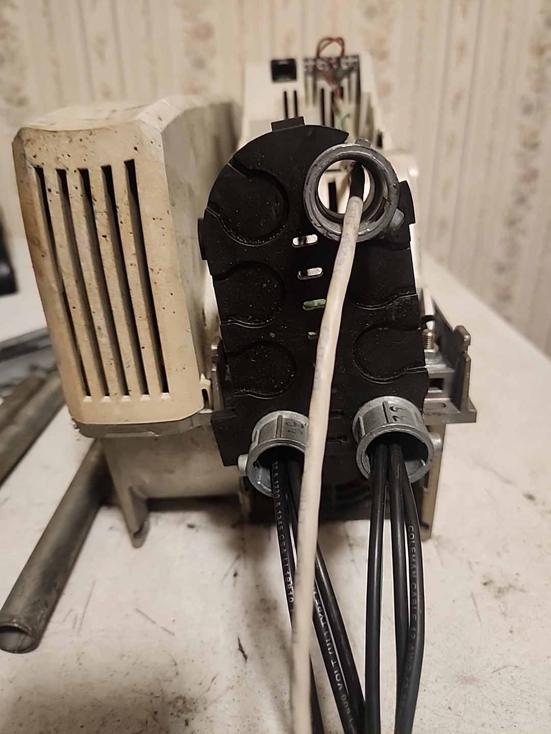 EMERSON CONTROL TECHNIQUES SK2403 / 11.0/15.0KW COMMANDER SK