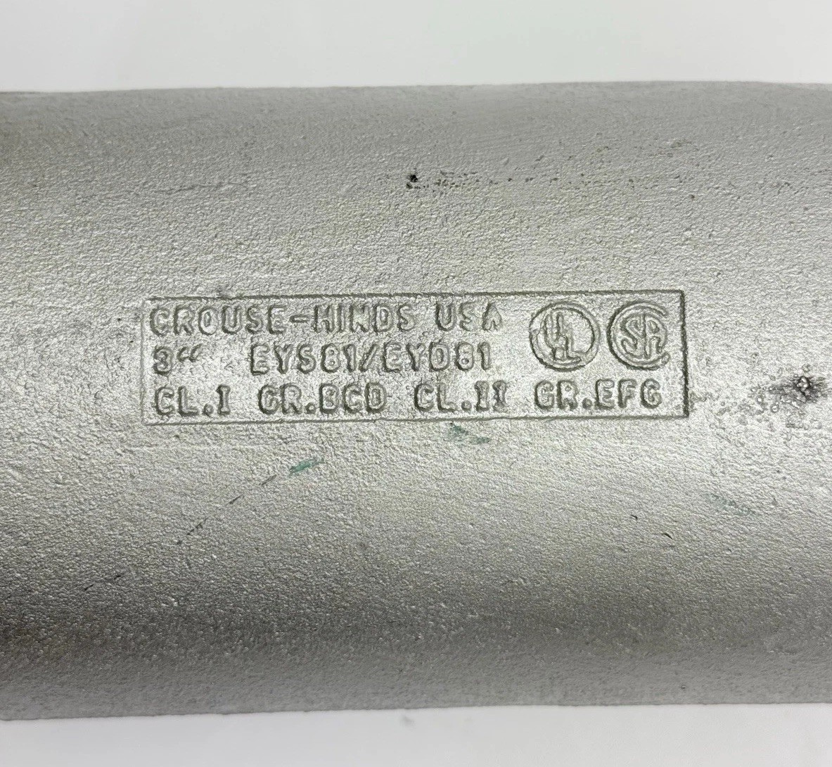 EYS81 / EYD81 EATON CROUSE-HINDS 3″ CL.I FEMALE CONDUIT FITTING