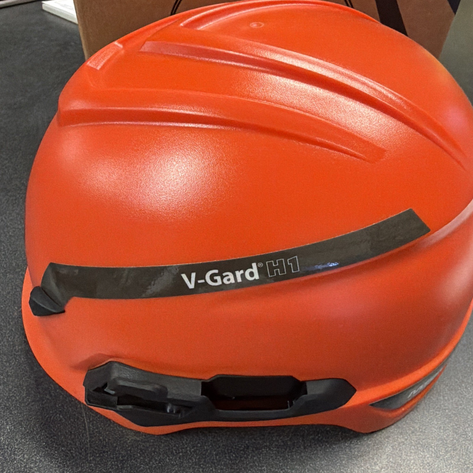 MSA V-Gard H1 Hard Hat Orange 4 Point Ratchet Safety Helmet Open Box NEW