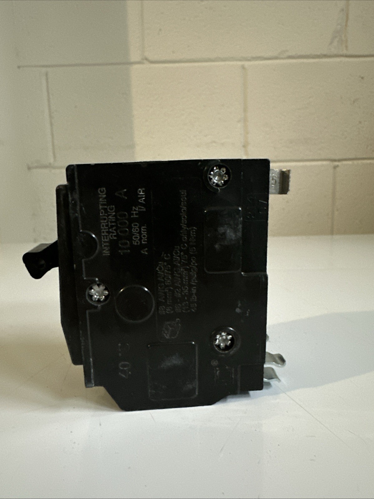 Square D QO240 2-Pole 40 Amp 120/240V Plug-In Circuit Breaker