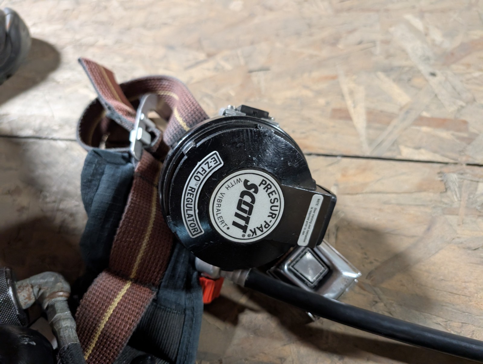 Scott 2.2 SCBA Harness PAK EZ Flo Regulator AIR SUPPLY