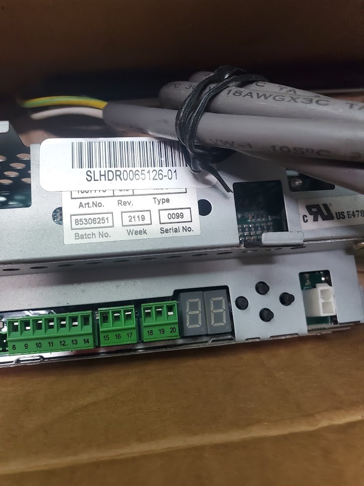 ASSA ABLOY SL500 Besam Automatic Door Control Unit SLHDR0065126-01 V7.0