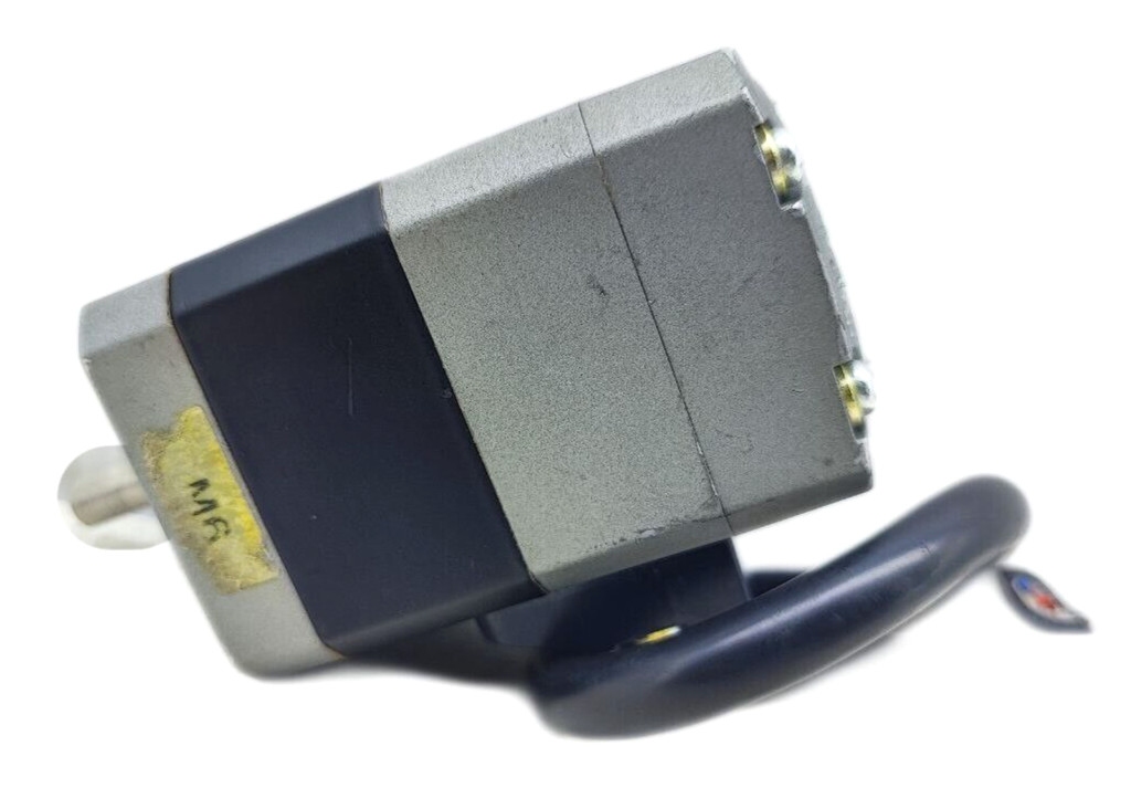 ORIENTAL MOTOR ARM46AK 1.65 IN. (42 MM) CLOSED LOOP STEPPER MOTOR