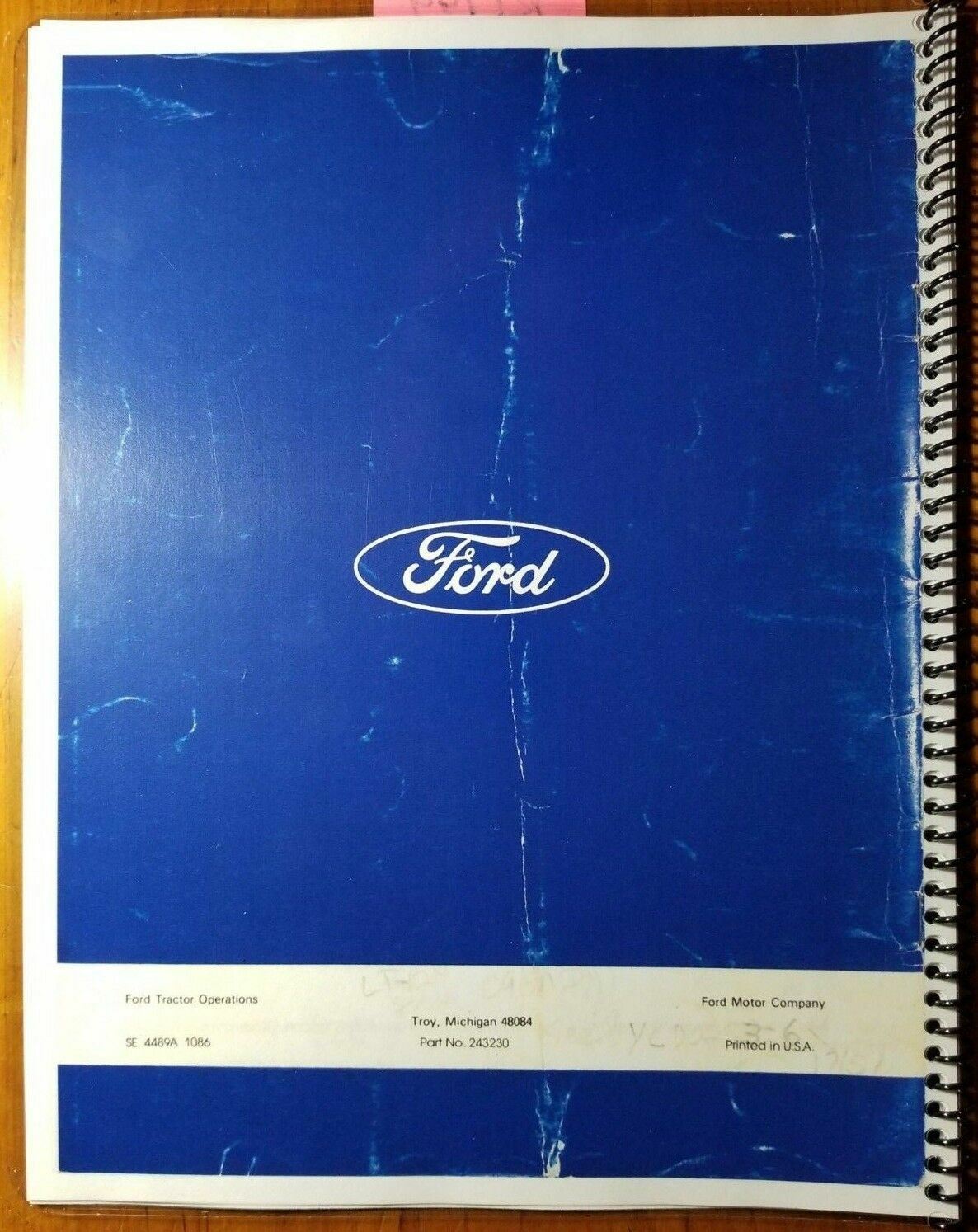Ford 38″ Side Discharge Rotary Mower 09GN3697 1986-87 Operator Manual SE4489A