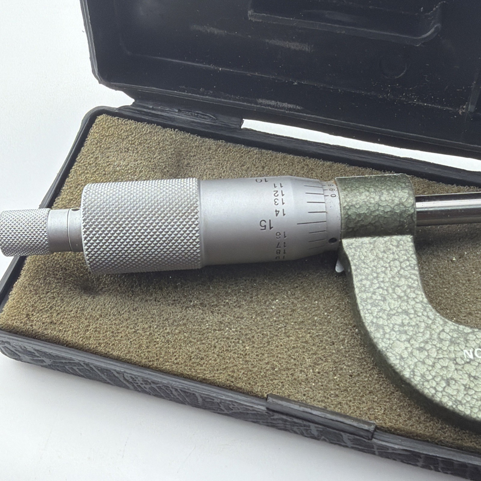 Mitutoyo 103-260 Series 103 Outside Micrometer, 0 to 1″, 0.0001″