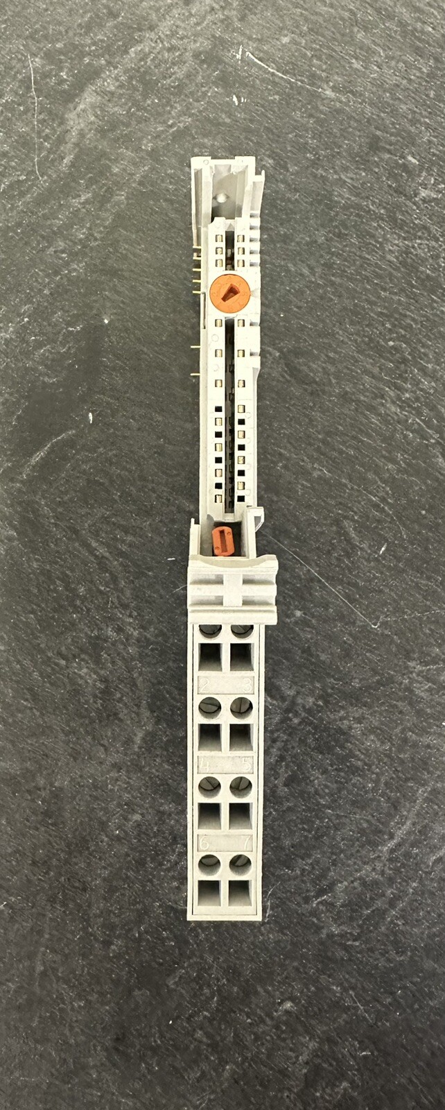 Allen Bradley 1734-RTB 1734-MB Point I/O Removable Terminal Block Mount Base