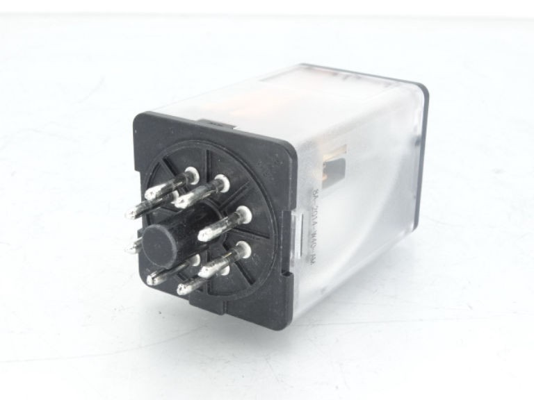 SCHNEIDER ELECTRIC RUMC21F7 10A Relay Used (1304110375 – Used)