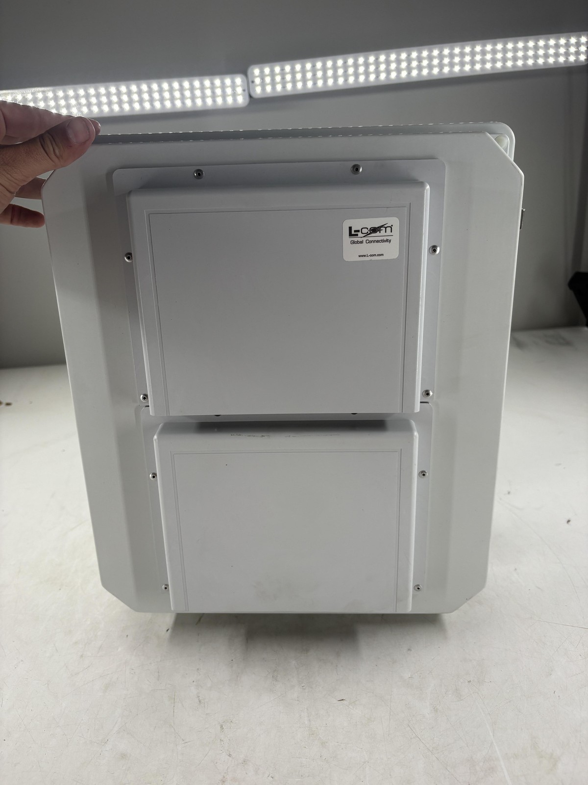 L-com NB141207-10F Outdoor Enclosure 8 Outlet 120VAC Fan Vent Gray Wall Mount
