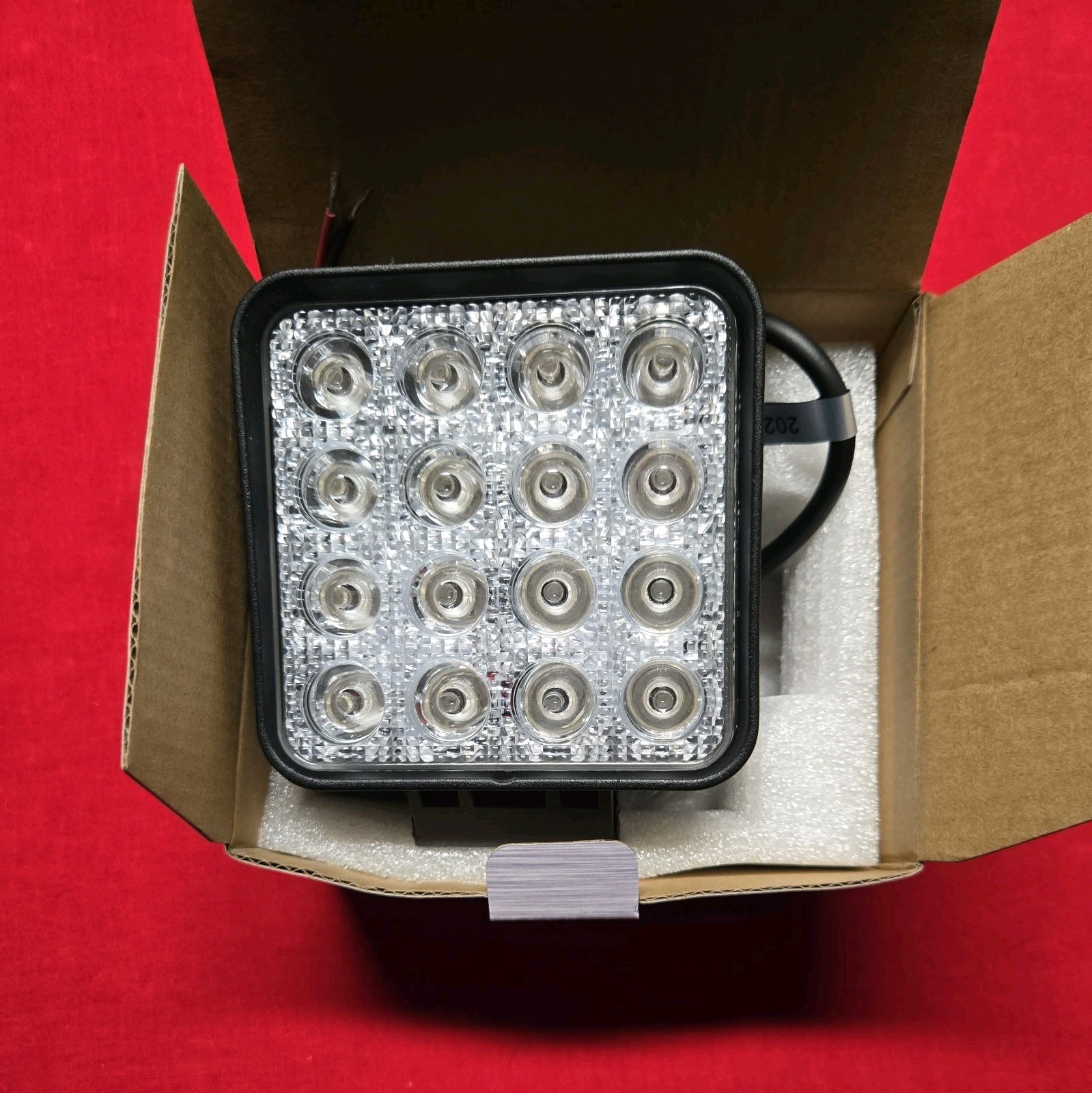 LED Blue Work Light 12 24 Volts 2650 Lumen Rating Off-Road Light TLFL5 48 Watts