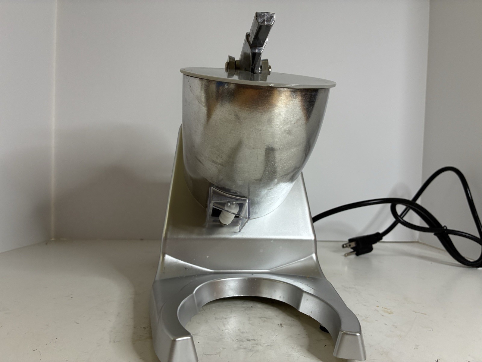 300W Electric Snow Cone Crusher Maker Machine 143lbs Commercial Ice Shaver