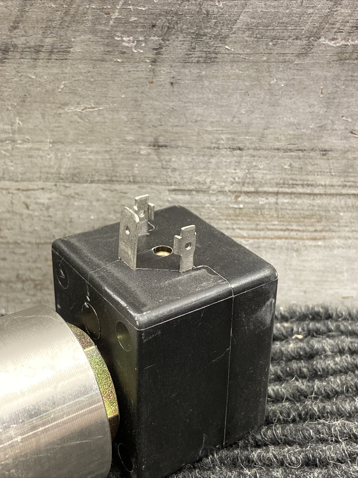 Asco SCB262C080E Solenoid Valve 24v-dc 1/4in Npt