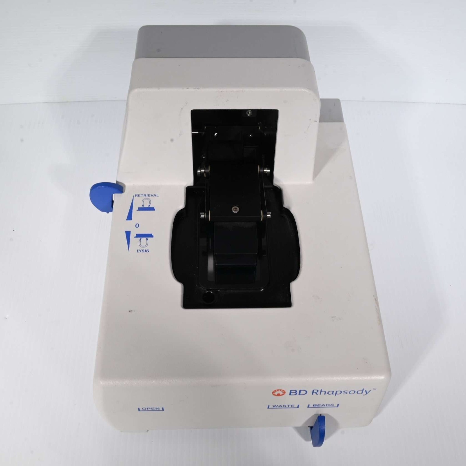 BD Rhapsody Express 633702 Single-Cell Analysis System + Warranty