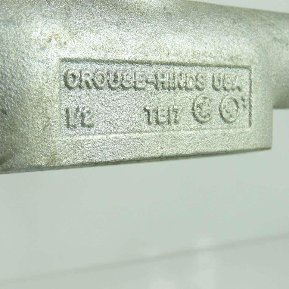 Crouse Hinds TB17 1/2″ NPT Cast Malleable Iron Threaded Conduit Body Lot Of 4