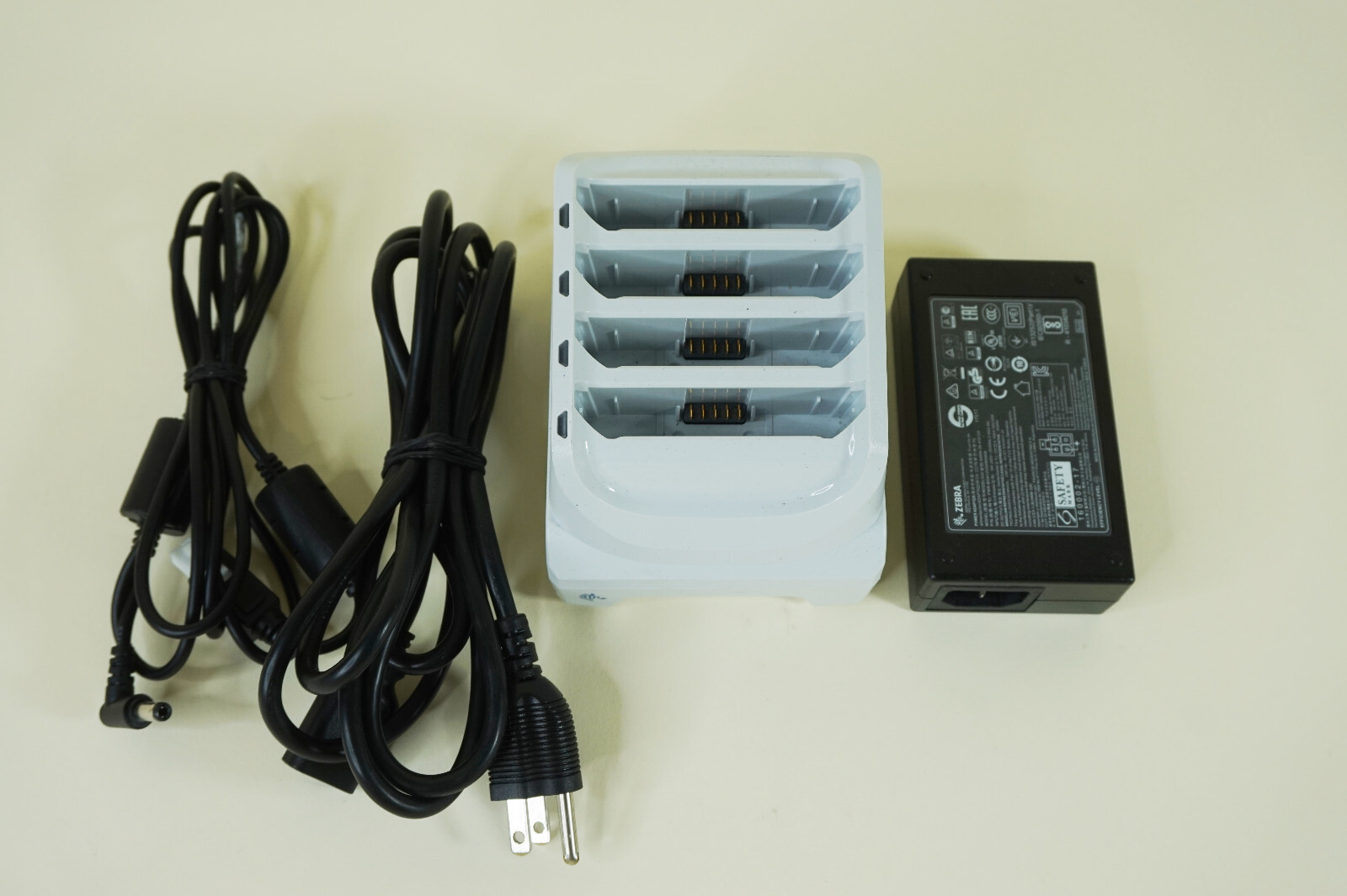 Zebra Quad 4Slot SHARECRADLE-01 SAC-TC51-HC4SC-01 TC52 TC57 Battery Dock Charger