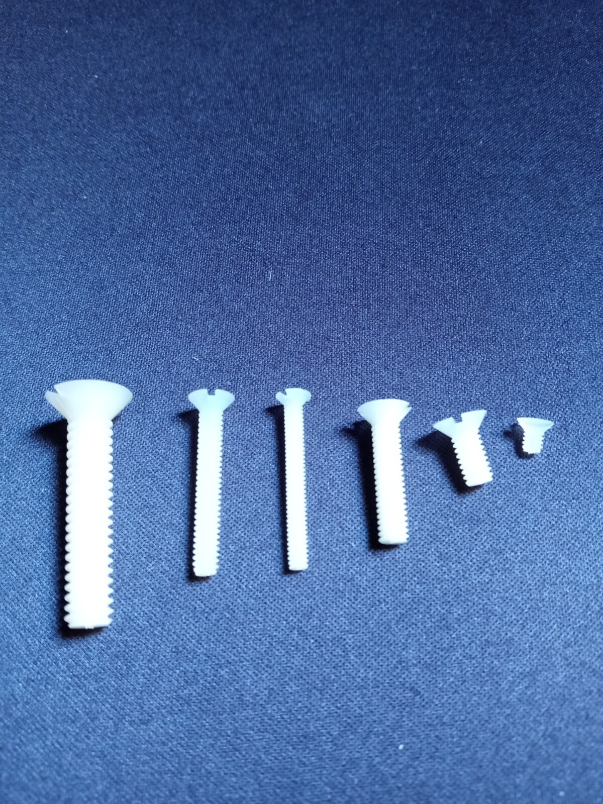 Nylon Plastic Countersunk Flat Head Machine Screws