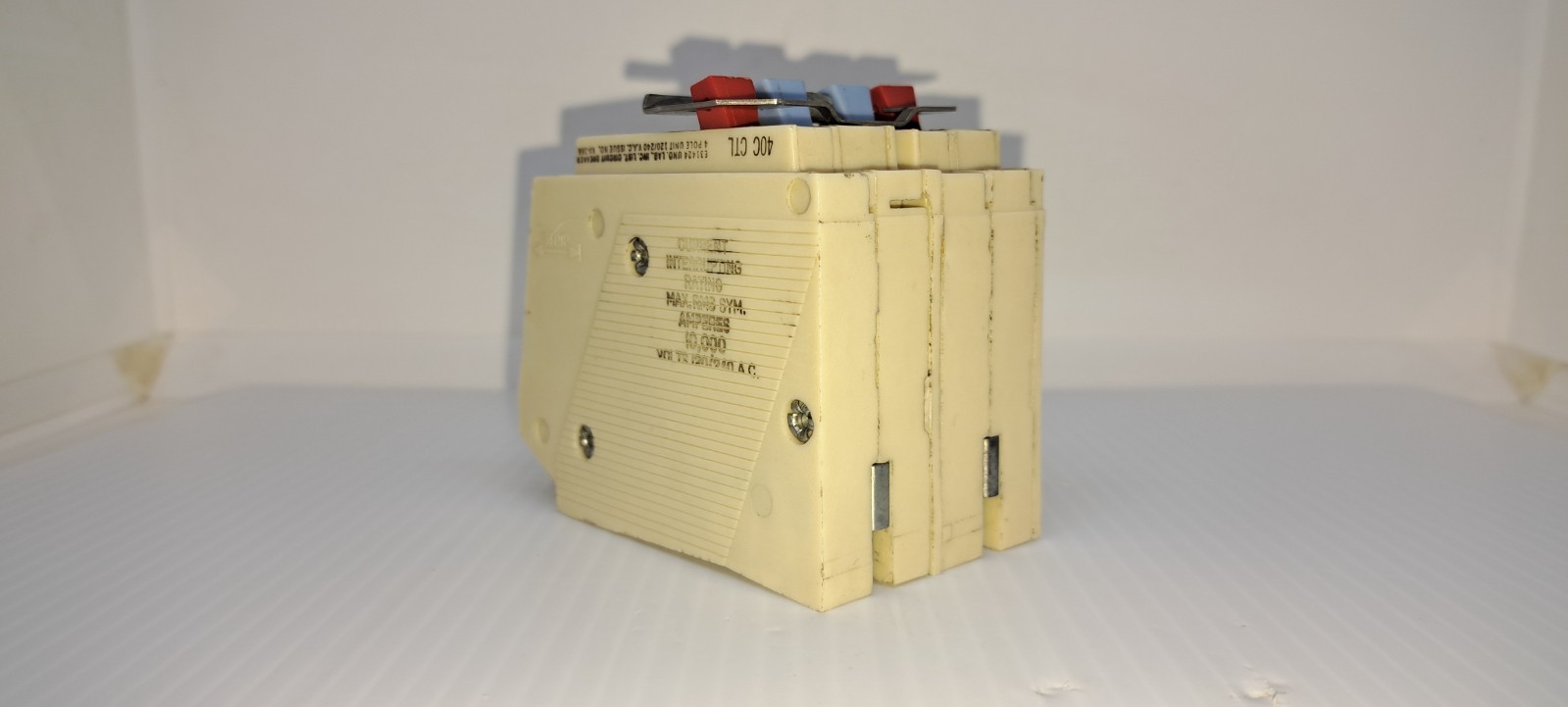 Bryant BQ220-250 4-Pole Quad Type BARD Circuit Breaker White BQ 220-250