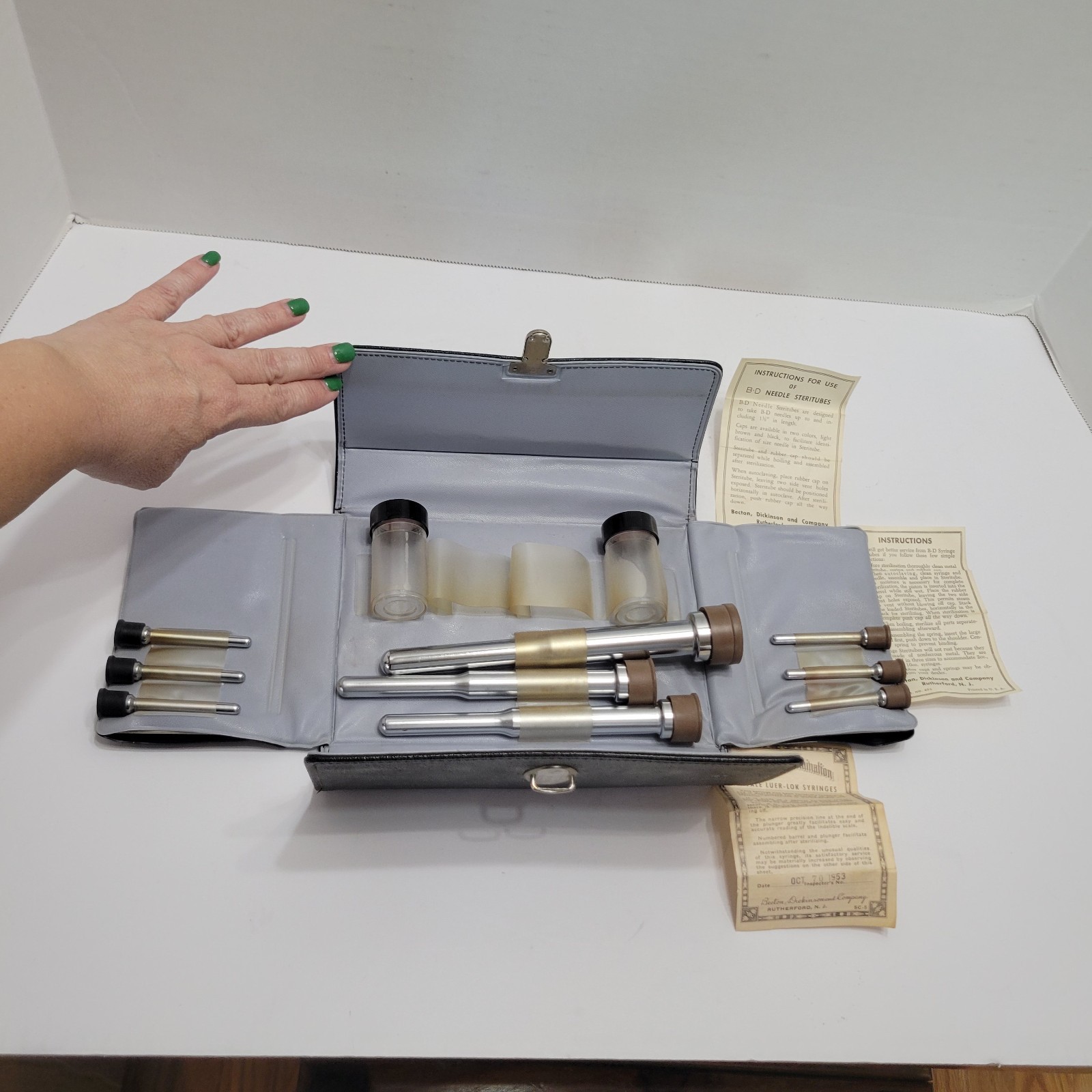 Vintage 1950’s Becton Dickinson Needle Steritubes In Original Case Rare HTF