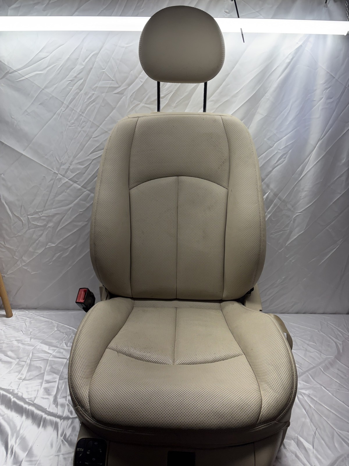 Mercedes-Benz W211 E-Class Driver Front Seat Leather Power Dynamic Memory Beige