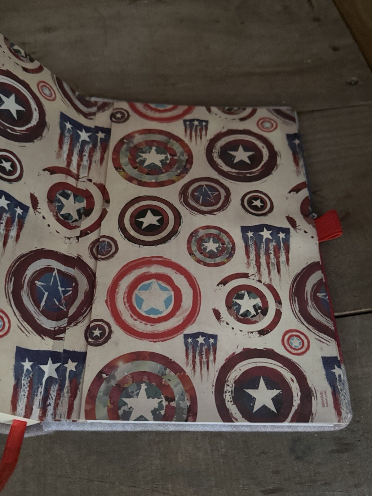 ~NEW~Marvel Captain America 3D Shield Premium Notebook Journal Sketchbook