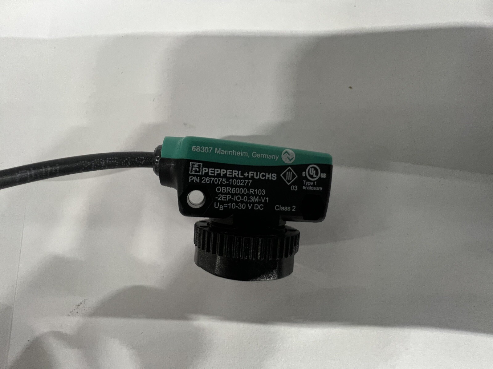PEPPERL & FUCHS OBR6000-R103-2EP-IO-0.3M-V1 SENSOR 10-30VDC NPN-PNP NNB