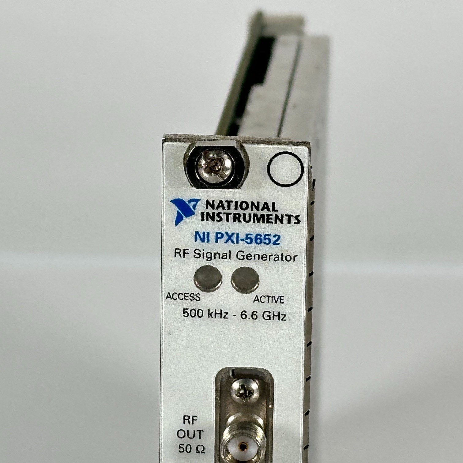 National Instruments NI PXI-5652 500 kHz-6.6 GHz RF Signal Generator Module