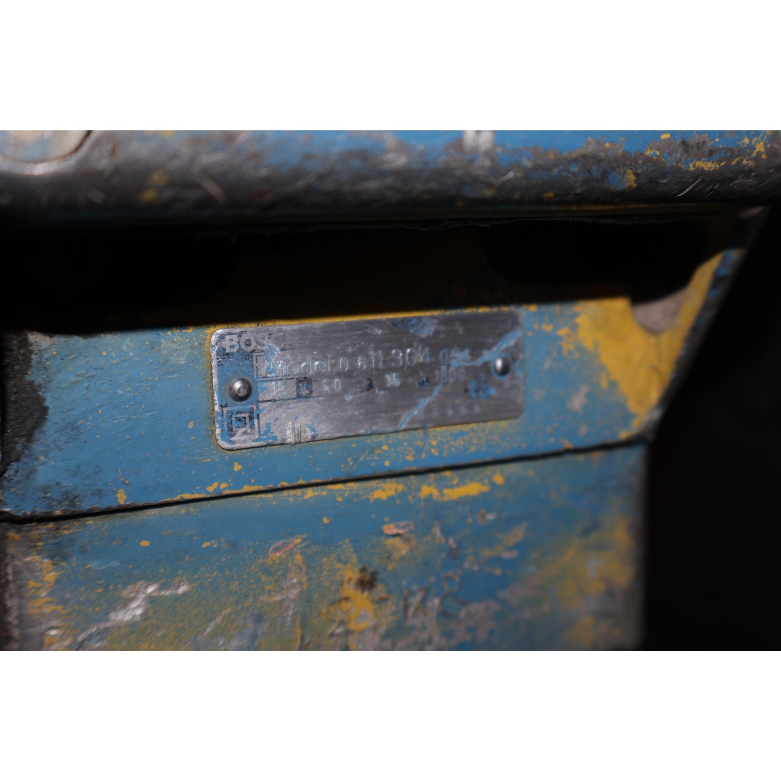 Bosch 11304 (0611304034) Electric Corded Breaker / Demolition Hammer