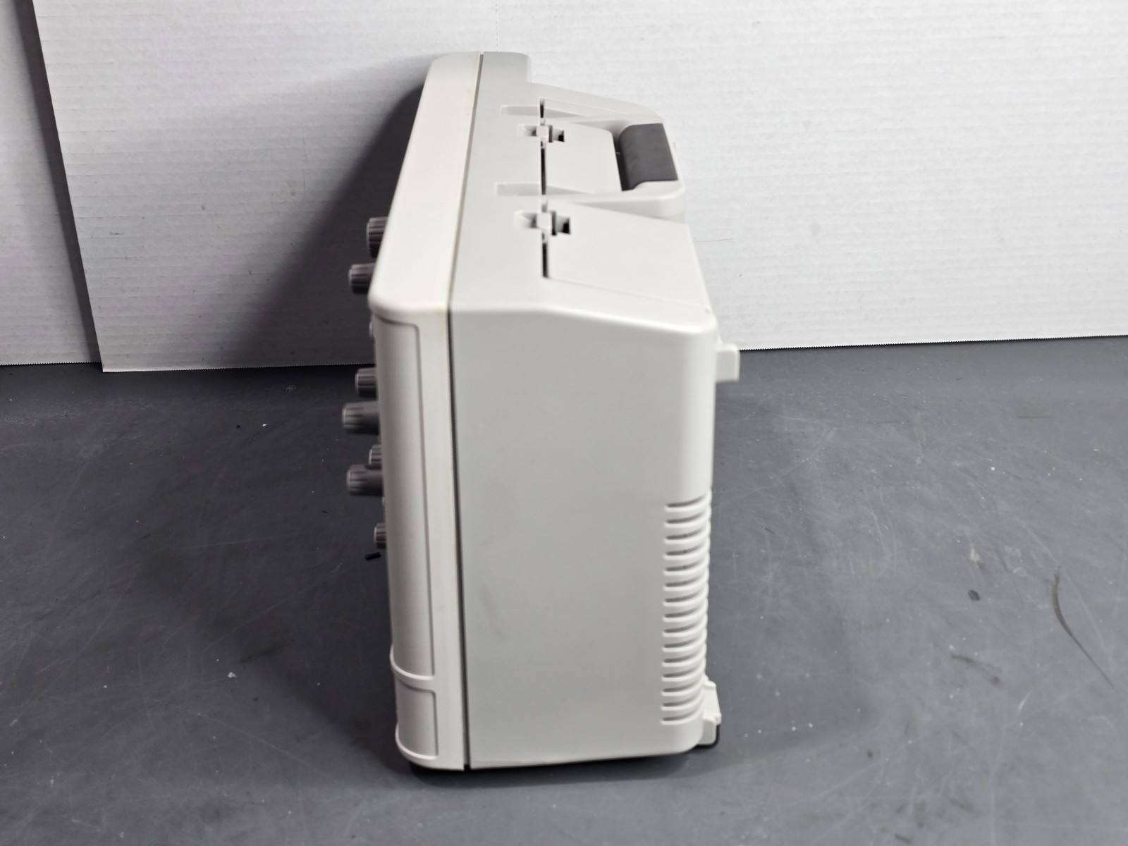 Agilent Technologies InfiniiVision DSO-X 2002A Digital Oscilloscope Power Tested