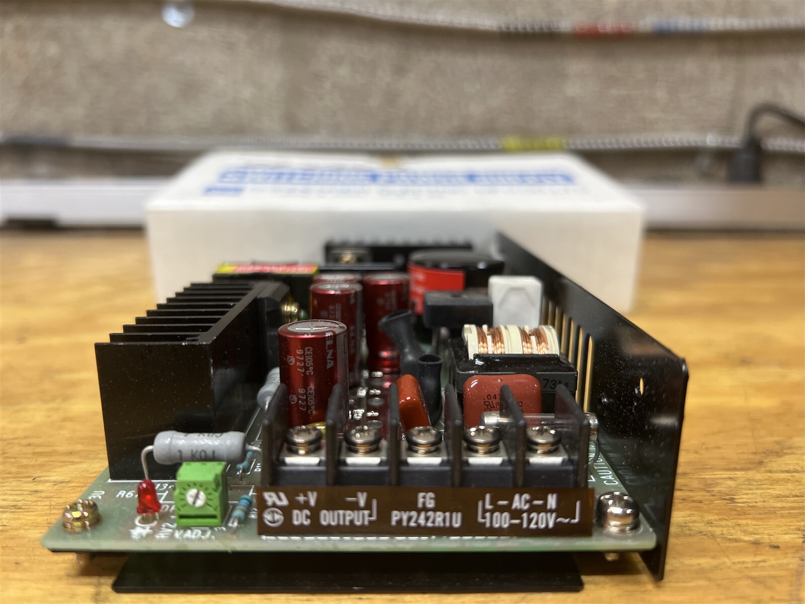 Shindengen PY242R1U Power Supply , 100V , 2.1A
