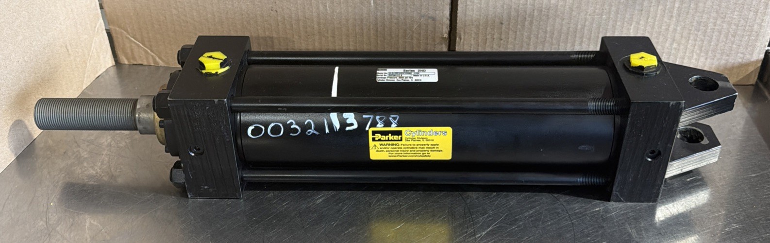 Parker 03.25 CBBF2HDKTVS33AC 12.000 2hd Hydraulic Cylinder 3-1/4in 3000psi 12in