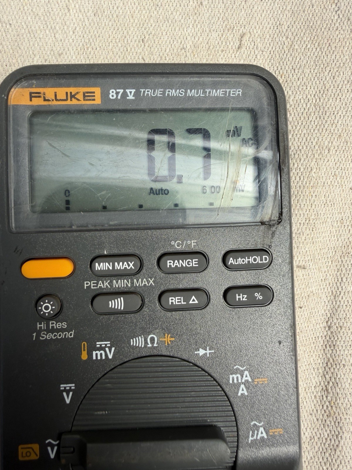 FLUKE MODEL 87 V TRUE RMS MULTIMETER