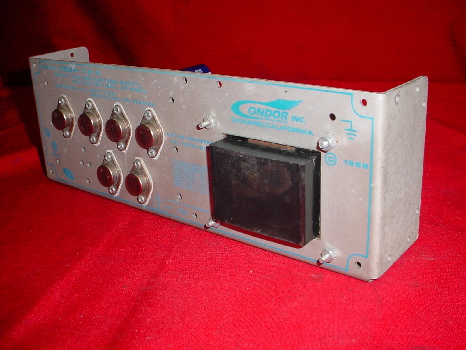 Condor HE24-7.2-A 24vdc 7.2a 173w Linear DC Power Supply
