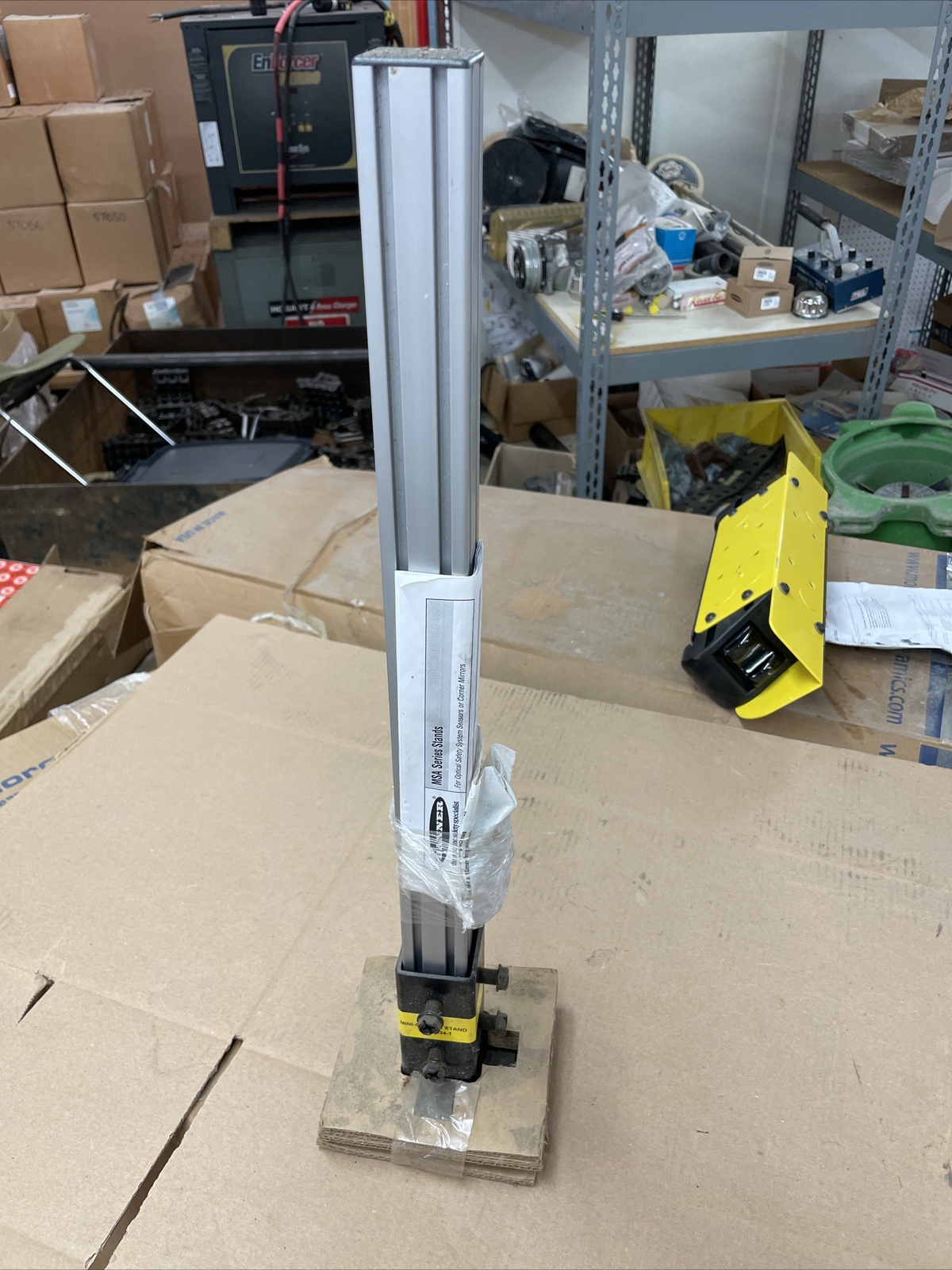 BANNER ENGINEERING MSA-S24-1 / MSAS241 (BRAND NEW)