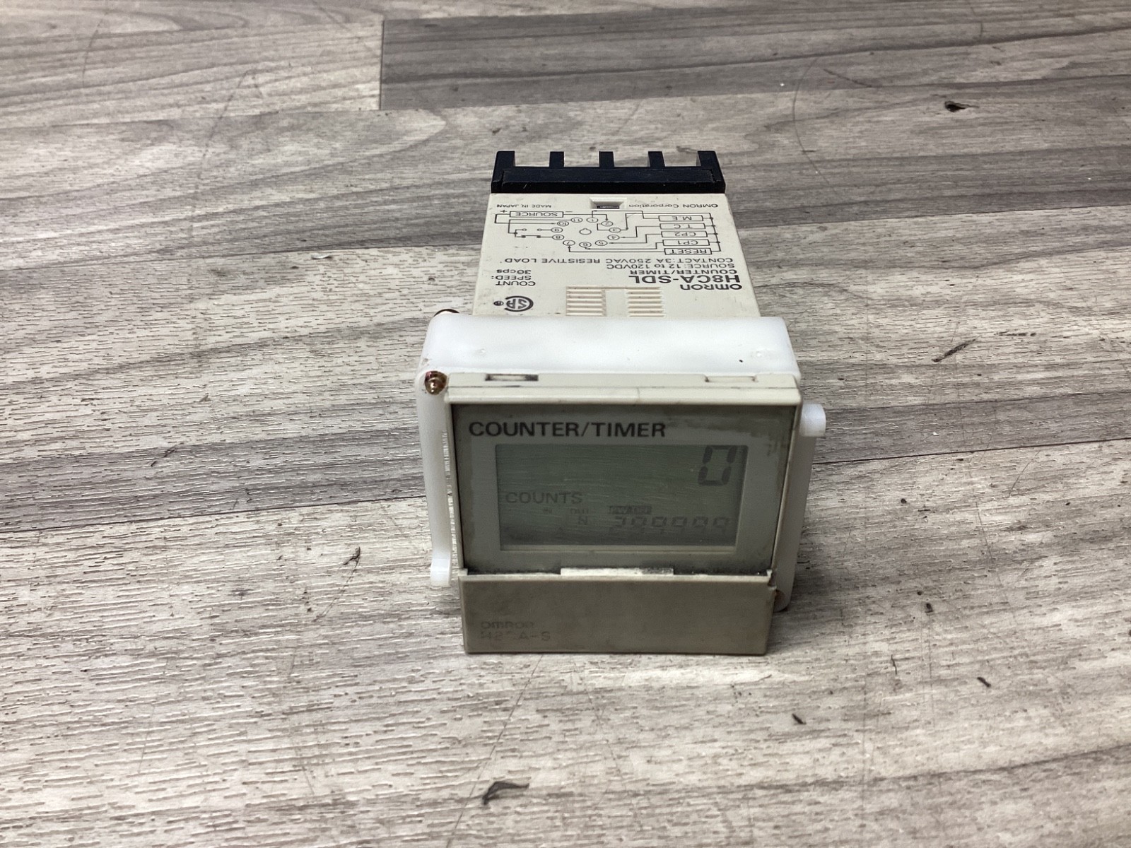 Omron H8CA COUNTER TIMER Time Relay H8CA-SDL #109N157