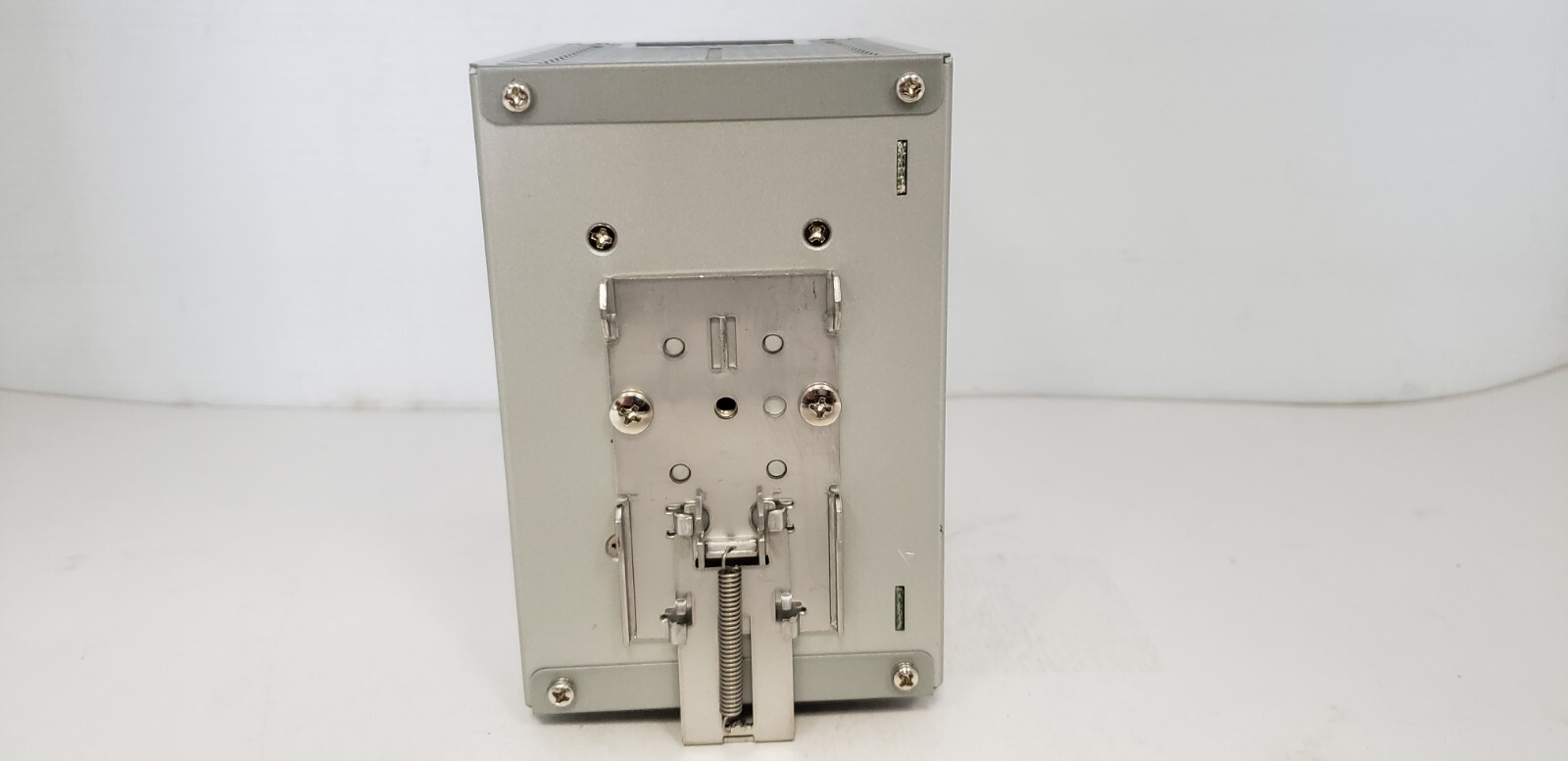 BALLUFF BAE0002 POWER SUPPLY, 115/230VAC, 47-63Hz, 5.4/2.2A, 24VDC/240W
