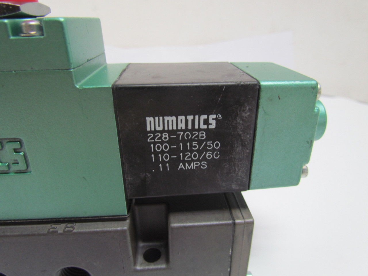 Numatics A12SS43AS A12SS400S Solenoid Valve W/Manifold 120V .12Amps