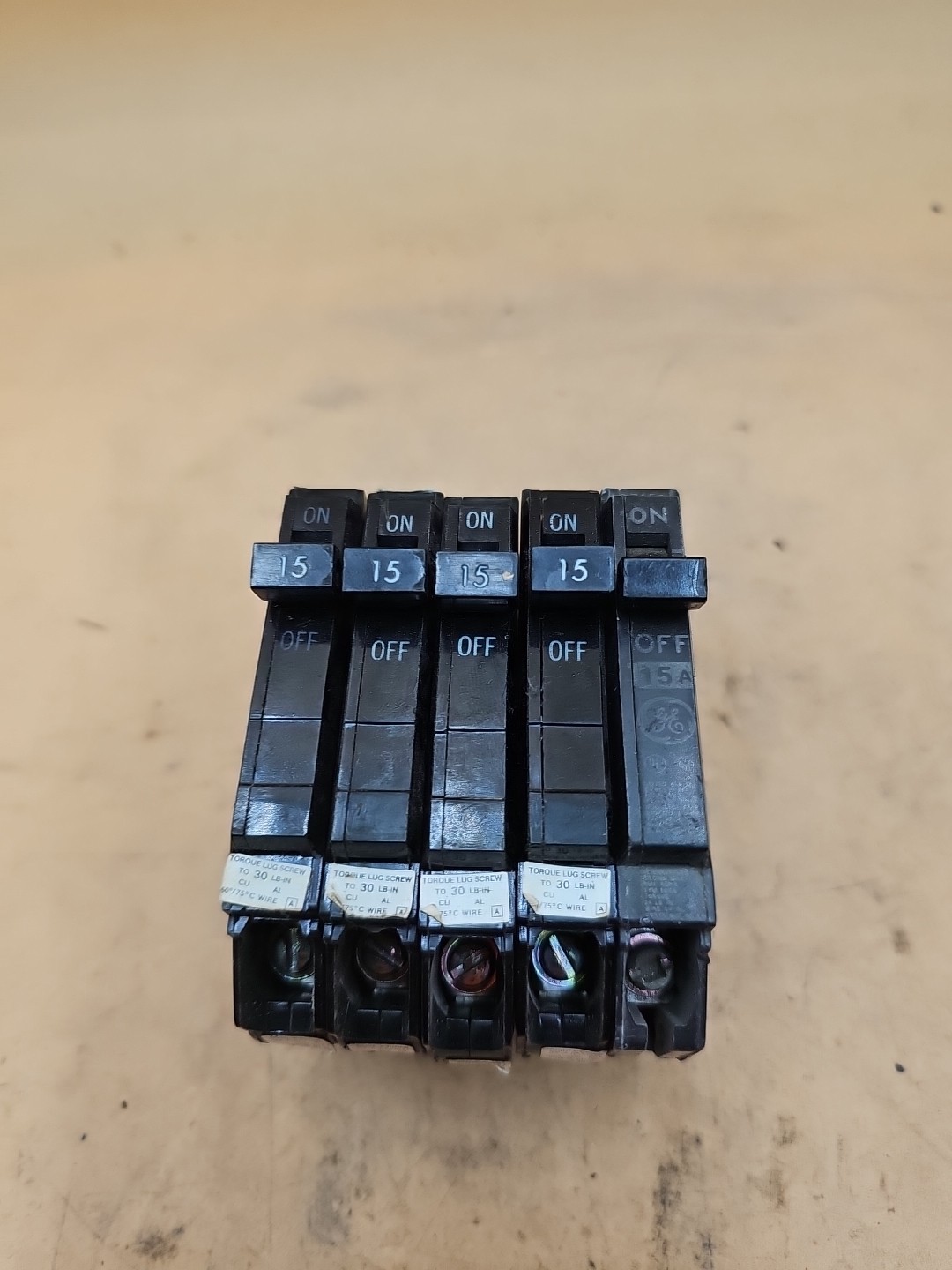 LOT OF 5 GE General Electric THQP115 1 Pole 15 Amp Type THQP Circuit Breakers
